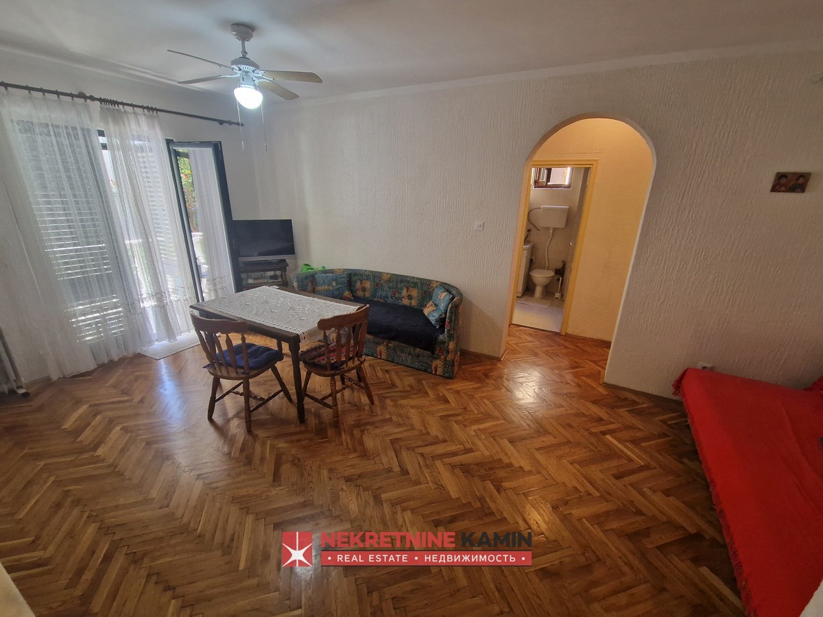 Dvosoban stan kod Mil Medike na bulevaru,300m od mora, Budva 